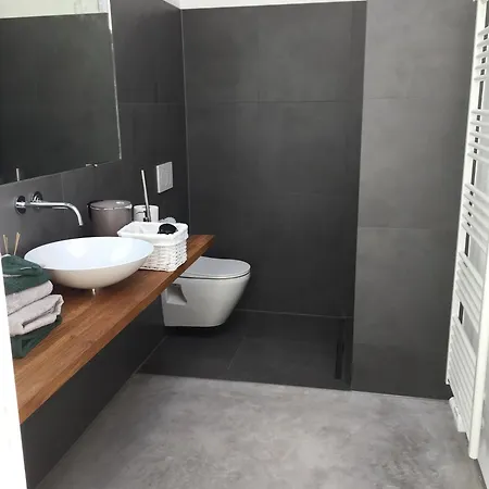 Ferien- Und Winzerhof Simon * Fribourg im Breisgau