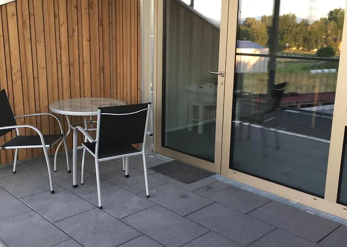 شقة Ferien- Und Winzerhof Simon فرايبورغ