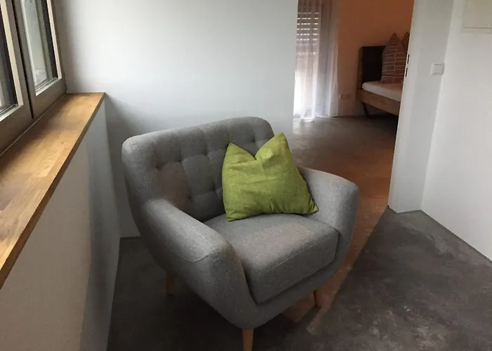 Ferien- Und Winzerhof Simon