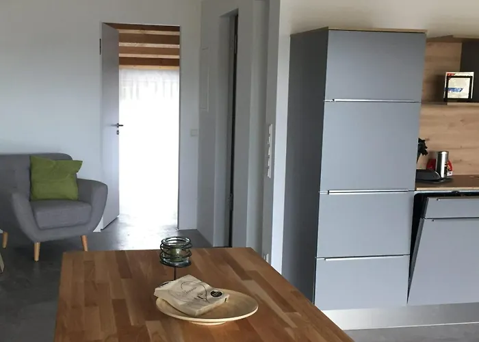 Ferien- Und Winzerhof Simon شقة